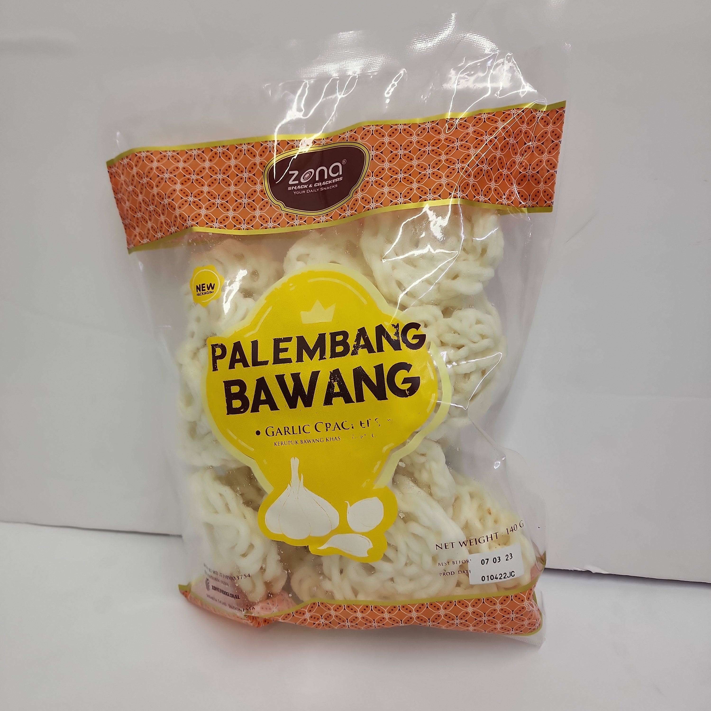 Zona Krupuk Palembang Bawang Super (Super Onion Crackers)