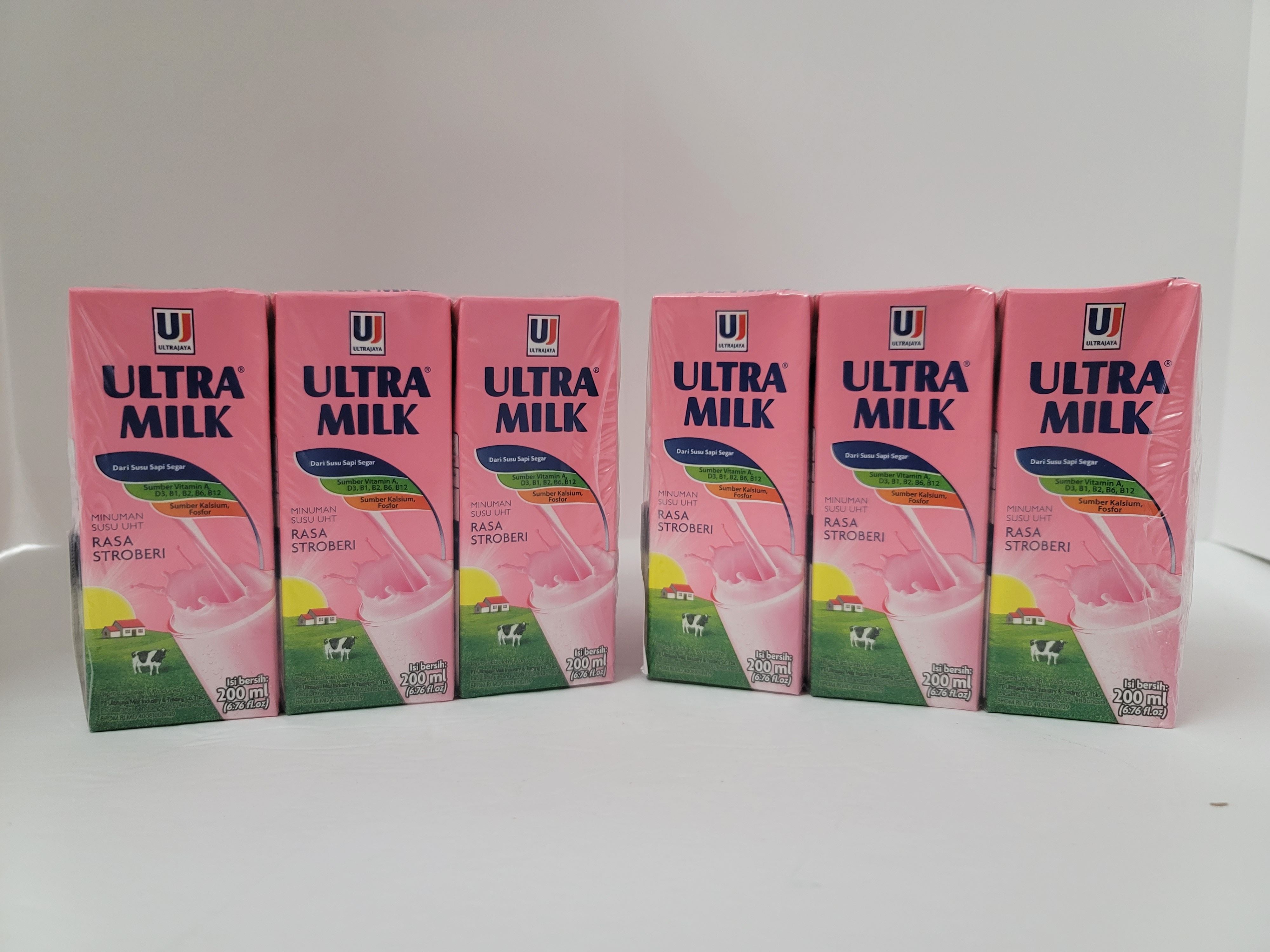 Ultra Milk Strawberry - 6 Pack