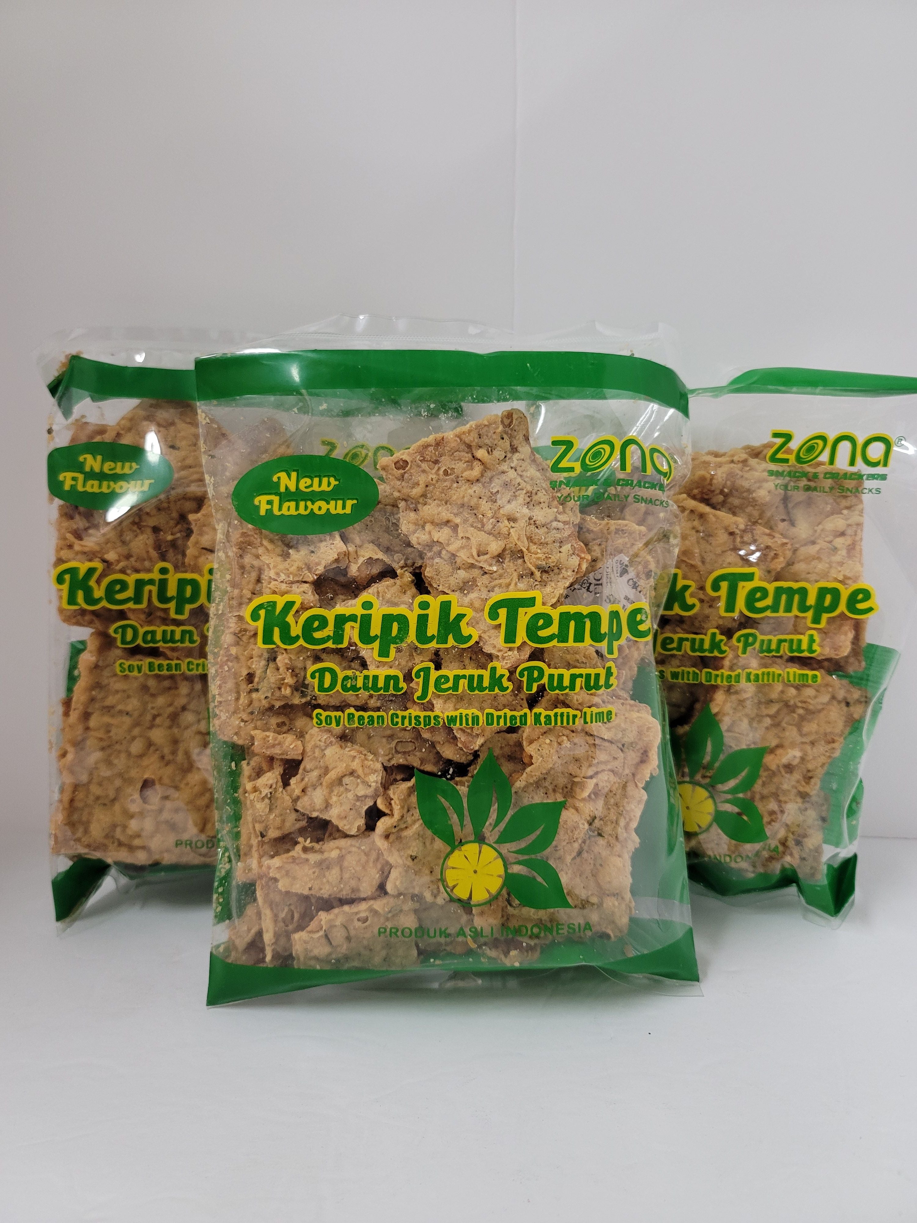 Zona Keripik Tempe Daun Jeruk Purut (Soy Bean Crisps with Dried Kaffir Lime)